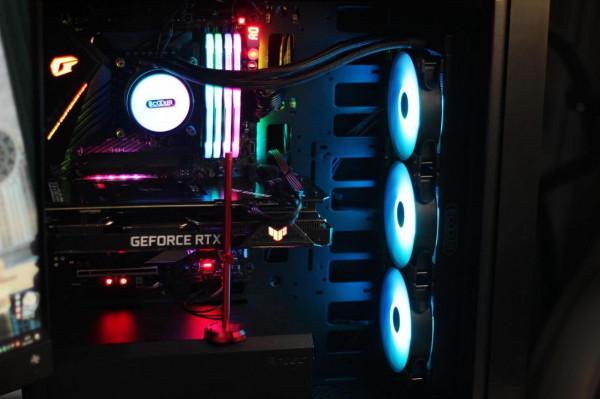 百元風冷夠不夠用?安裝+實測超頻三東海K4000 CPU風冷散熱器 百元風冷夠不夠用?安裝+實測超頻三東海K4000 CPU風冷散熱器