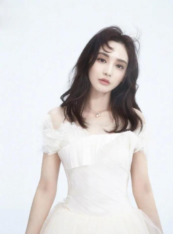 被大花看中又被拋棄的4位小花：有的還在偶像劇奮鬥，有的卻糊了