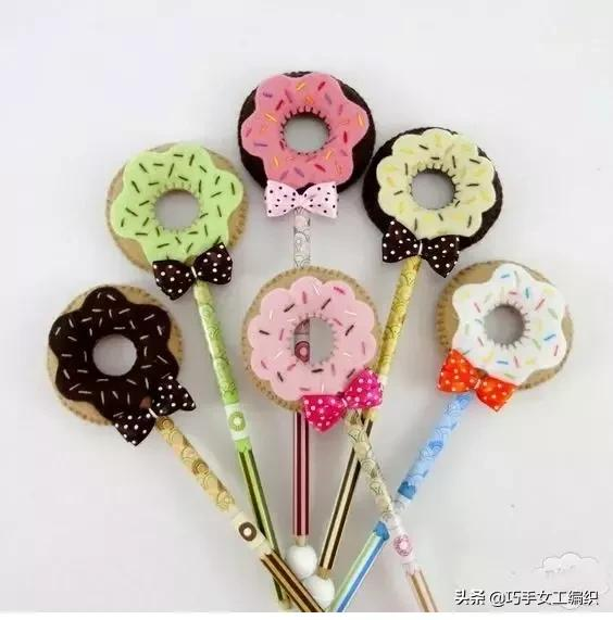 媽媽用這個方法改造廢舊的筆套，孩子再也不捨得扔掉舊筆了