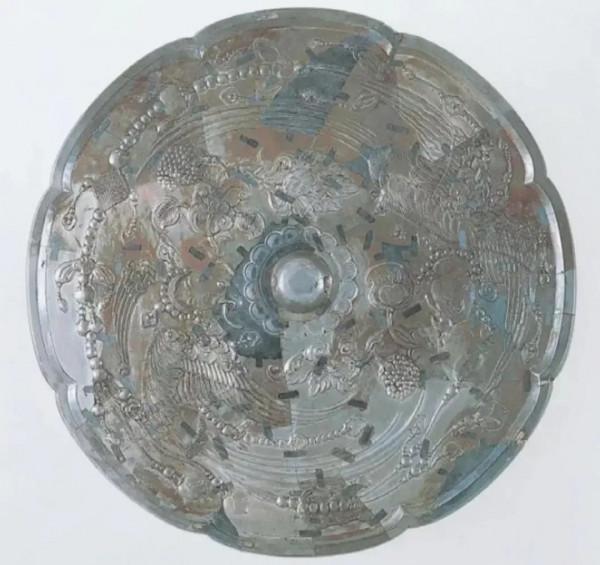 重磅文物大展限時供應、巴塞爾藝術展遇到駭客、北京藝術場館閉館