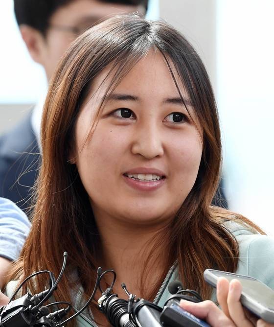 崔順實：在朴槿惠身邊做40年閨蜜，傲慢女兒橫著走，如今有難同當