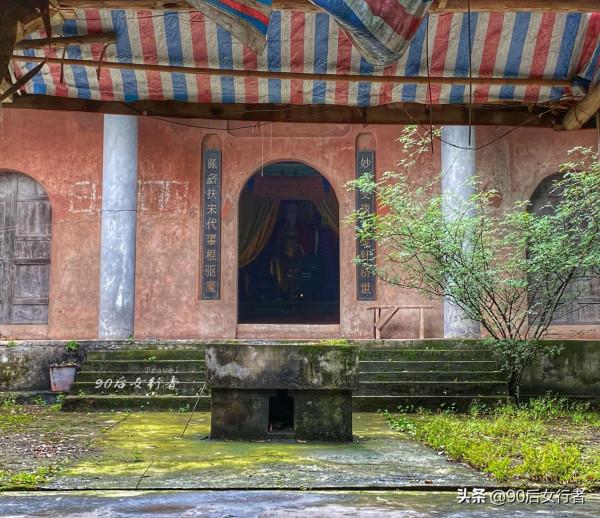 成都蒲江與眉山交界處有座道教仙山，歷史悠久古蹟眾多卻少有人知