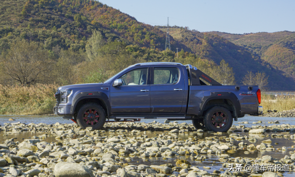試駕 | 2.0T柴油機+採埃孚8AT，挑戰長城炮？福田大將軍表現如何