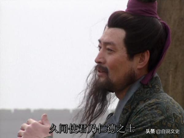 都是初來乍到，為何關羽張飛服徐庶，不服諸葛亮？