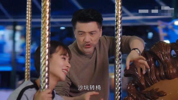 45歲才憑“佟年爸”走紅，一年16部待播劇，下一個叔圈頂流？