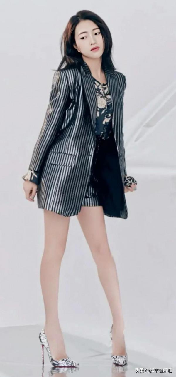 明星高畫質美圖《萬茜》 明星高畫質美圖《萬茜》