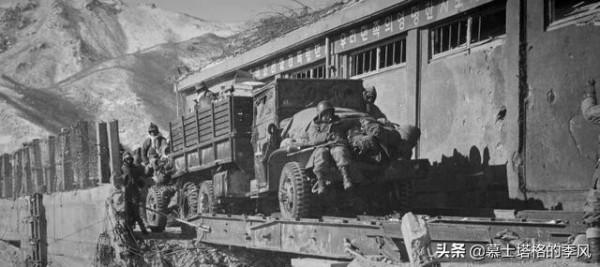 長津湖戰役，志願軍是從哪些地方跨過鴨綠江的，究竟有多難打？