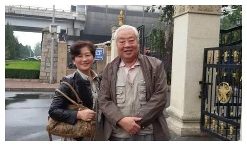 他曾是“如來佛祖”的扮演者,後去泰國買佛像,結果上面全是自己 他曾是“如來佛祖”的扮演者,後去泰國買佛像,結果上面全是自己