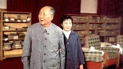 毛主席最後的歲月，沒有親人，沒有客人，常常獨自流淚