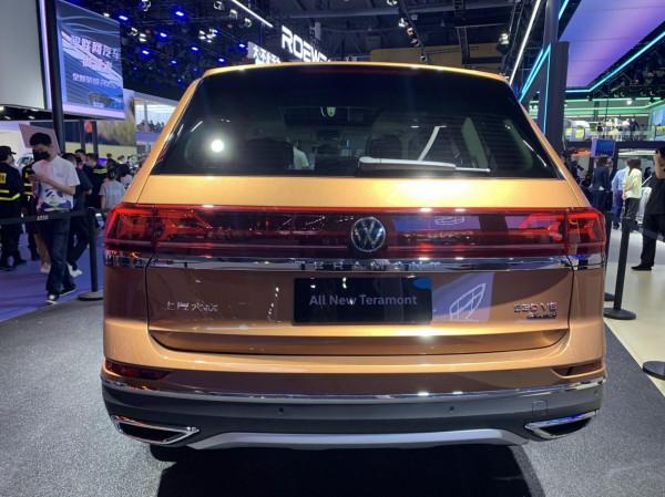 外觀微調，內飾科技感顯著提升，實拍解析全新大眾途昂