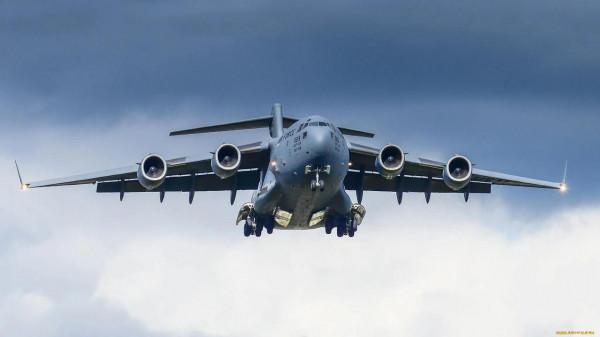 C-17“環球霸王”III運輸機圖集（200圖）