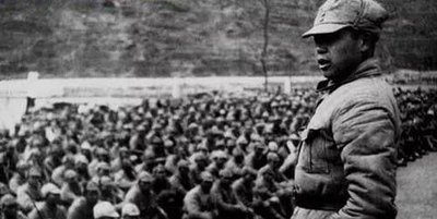 16歲少年偷著參軍,後來成為我軍司令,返鄉後母親問道:你是誰? 16歲少年偷著參軍,後來成為我軍司令,返鄉後母親問道:你是誰?