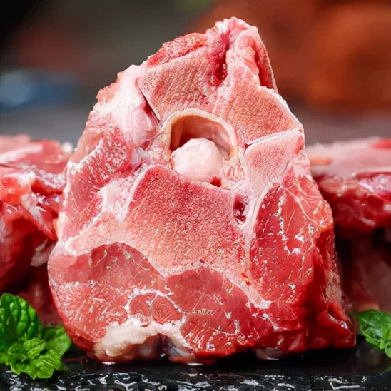 深秋美味醬香大梁骨,滋補解饞又禦寒 深秋美味醬香大梁骨,滋補解饞又禦寒