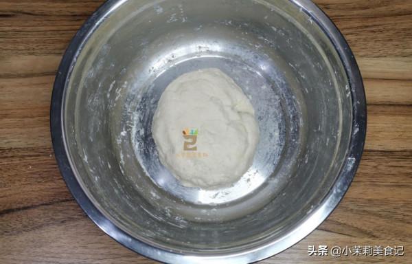 烙餅和麵，“燙麵”與“半燙麵”差別大，掌握2點，餅香好吃不硬