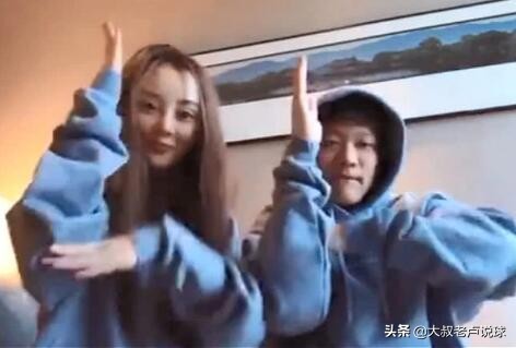 當年插刀有多爽，如今打臉有多疼