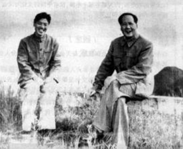 林克：毛澤東秘書裡最不起眼的一個，卻也是最受主席疼愛的一個