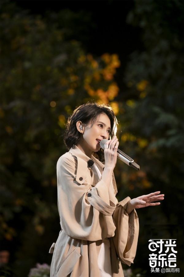 &OpenCurlyDoubleQuote;膽小鬼&rdquo;戴佩妮：愛與被愛，無非是驚豔了時光又溫柔了歲月