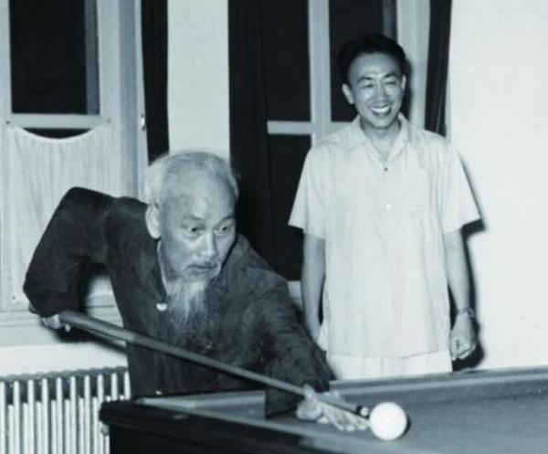 黎筍篡改遺囑真相:胡志明逝世20週年,越共承認遺囑另一份材料 黎筍篡改遺囑真相:胡志明逝世20週年,越共承認遺囑另一份材料