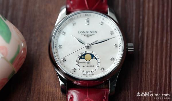 為什麼浪琴名匠月相錶這麼受女生歡迎?這幾點原因很重要 為什麼浪琴名匠月相錶這麼受女生歡迎?這幾點原因很重要