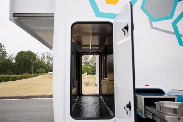 戴德自由風依維柯房車,如果做到七天不斷電? 戴德自由風依維柯房車,如果做到七天不斷電?