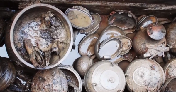 2011年，安徽挖出戰國雙墓，兩墓均未被盜掘，墓主頭顱卻不翼而飛