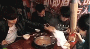 練瑜伽，其實也在提高自己的“體商”呢