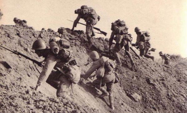 37歲山東小夥用20元娶回新娘，湯勺餵養47年，稱：自己的福分