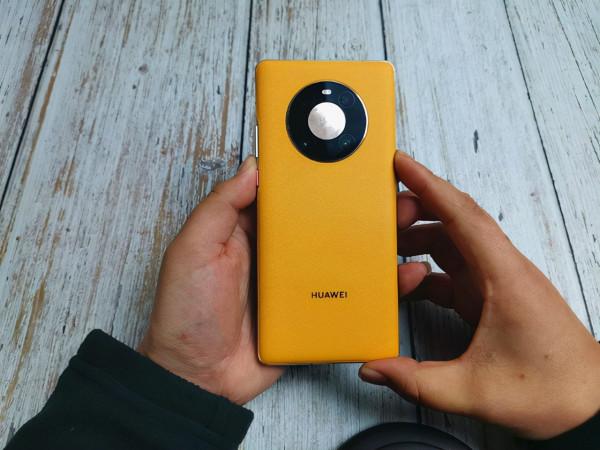 華為Mate50 Pro不再隱瞞，100W+5080mAh+鴻蒙3.0，年底上線