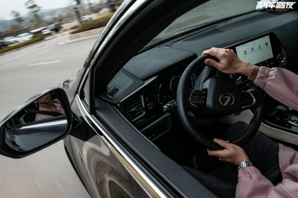 試駕全新雷克薩斯NX，電氣化成為主角，但這價格需要勇氣？