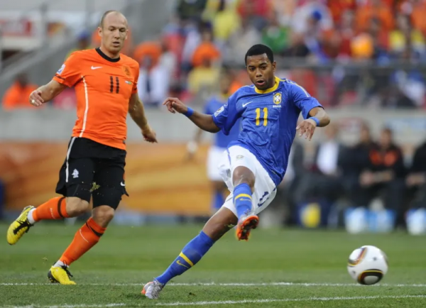 球衣的秘密:國旗沒有橙色元素,荷蘭的主場球衣為什麼選用橙色? 球衣的秘密:國旗沒有橙色元素,荷蘭的主場球衣為什麼選用橙色?