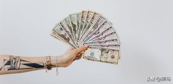 騰訊員工人均月薪超8萬；南昌大學回應李佳琦學歷