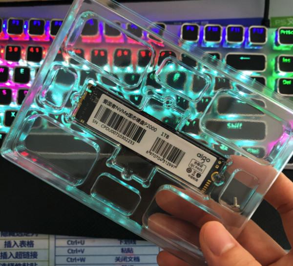 399元入手愛國者1TB SSD P2000測評分享：4毛1GB，還要啥腳踏車