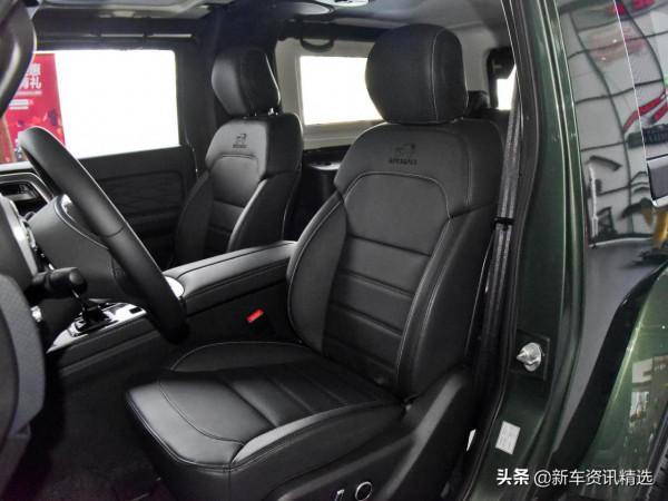 真機械四驅硬派又便宜,帶靠譜2.0T自動擋的SUV,帶你看北京BJ40 真機械四驅硬派又便宜,帶靠譜2.0T自動擋的SUV,帶你看北京BJ40