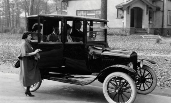 汽車外形的發展演變 汽車外形的發展演變