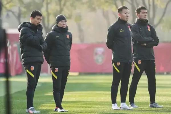 昨天中國足球又有幾個訊息不脛而走