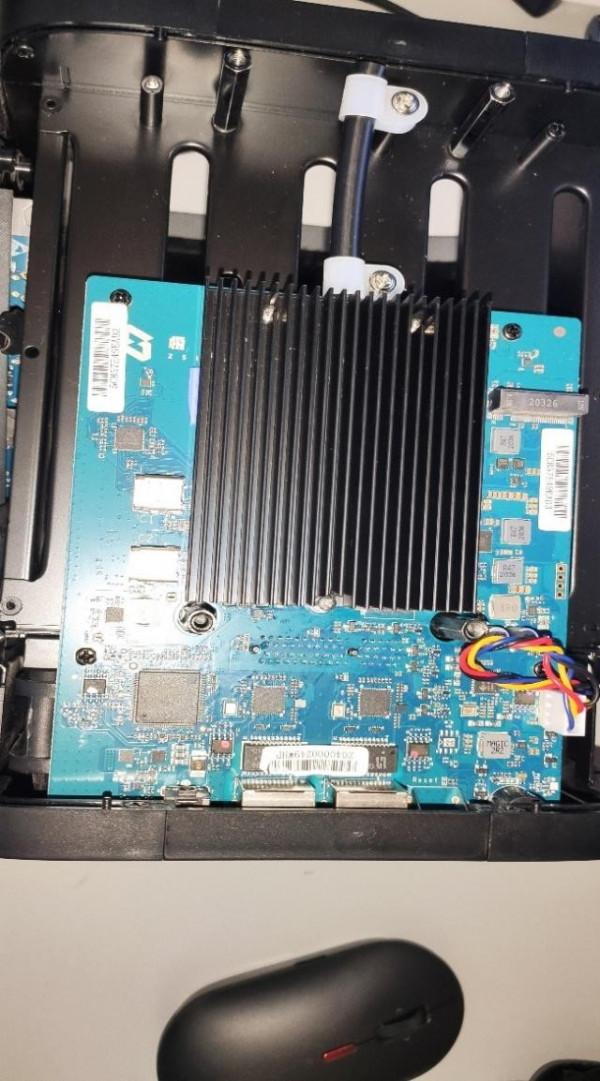 後雲盤時代,還在折騰黑群?超便捷的私有云極空間Z4瞭解下 後雲盤時代,還在折騰黑群?超便捷的私有云極空間Z4瞭解下