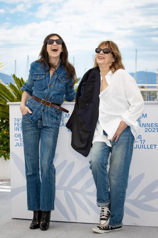 這些衣服真的可以從20歲穿到50歲，不信看看她們