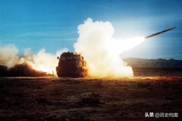 “約巴龍”世界最猛火箭炮,齊射240發火箭彈,可覆蓋30平方公里 “約巴龍”世界最猛火箭炮,齊射240發火箭彈,可覆蓋30平方公里
