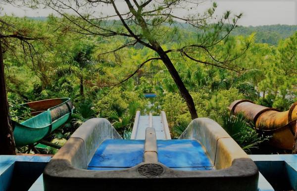 這個廢棄的水上樂園遺蹟，為什麼比開放時更吸引遊客