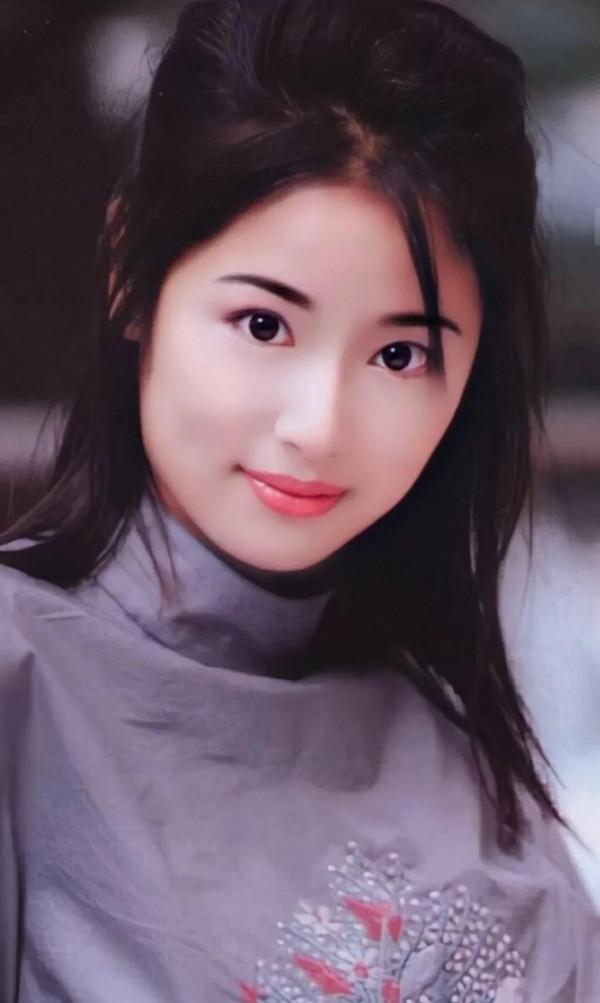 小時候的女神（林心如）