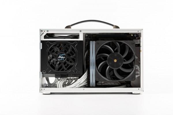 裝臺可以拎著走的ITX&mdash;&mdash;超頻三 蜂鳥1 i100C PRO 白色裝機分享