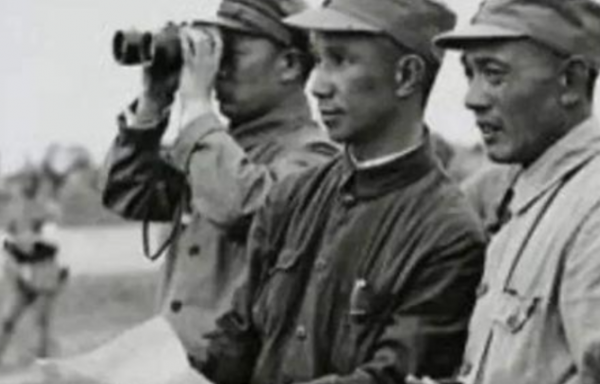 三萬紅軍被30萬敵軍包圍，偉人下令睡三天輕鬆破解，最終反敗為勝