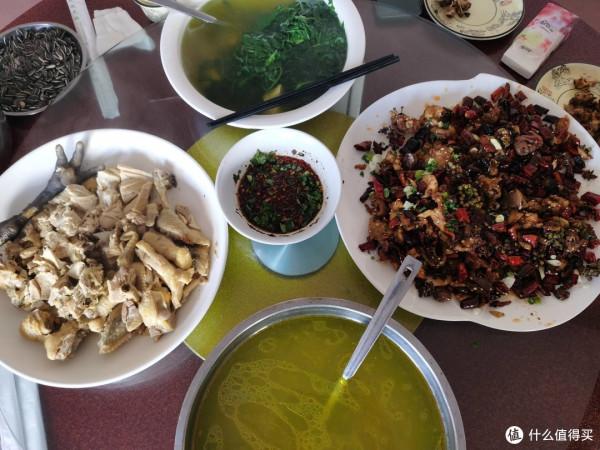 旅行就要邊走邊吃：舌尖上的昆明，盤點我在昆明吃到的各種美食