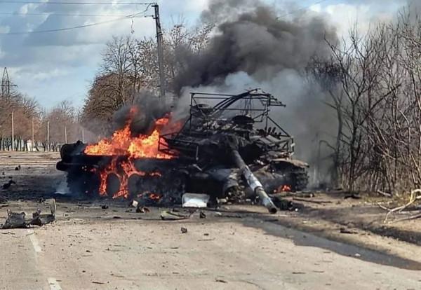 對穿透力700毫米的標槍反坦克導彈，有沒有特別有效的防禦辦法？