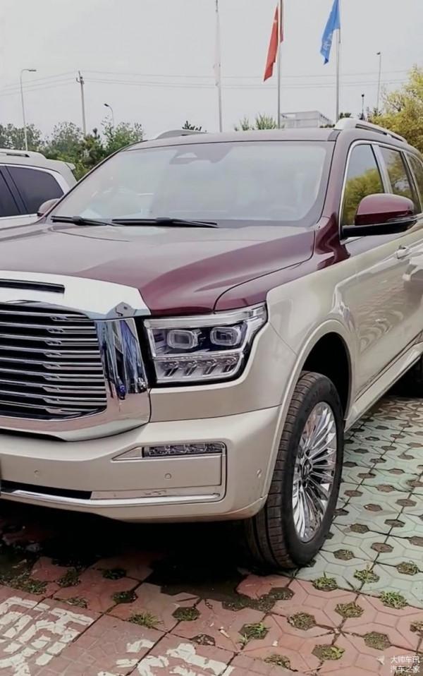 自主豪華硬派SUV天花板，全新坦克500實車到店，錢包還能捂住嗎？