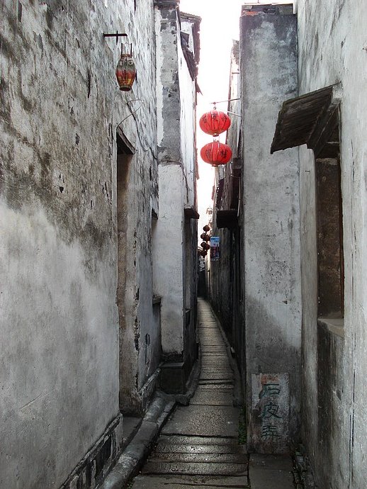 一個人的水鄉行：西塘，夜色裡的邂逅