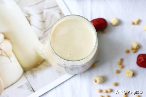 家有豆漿機的收藏了,8道早餐食譜,營養美味,比純豆漿好喝多了 家有豆漿機的收藏了,8道早餐食譜,營養美味,比純豆漿好喝多了