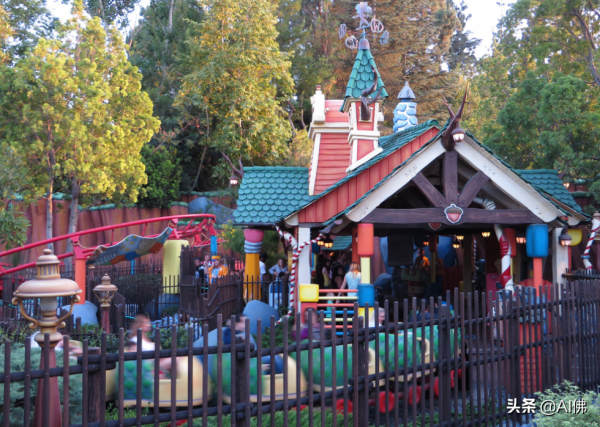 從 1955 年至今最古老的迪士尼樂園經典節目