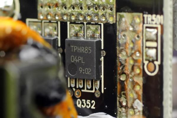 內建全日系電容,美商艾湃電競650W金牌全模電源AJ-650M拆解 內建全日系電容,美商艾湃電競650W金牌全模電源AJ-650M拆解