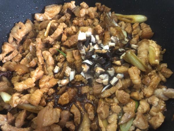 想吃滷肉飯不用點外賣,在家也能做正宗臺式滷肉飯,經濟划算 想吃滷肉飯不用點外賣,在家也能做正宗臺式滷肉飯,經濟划算